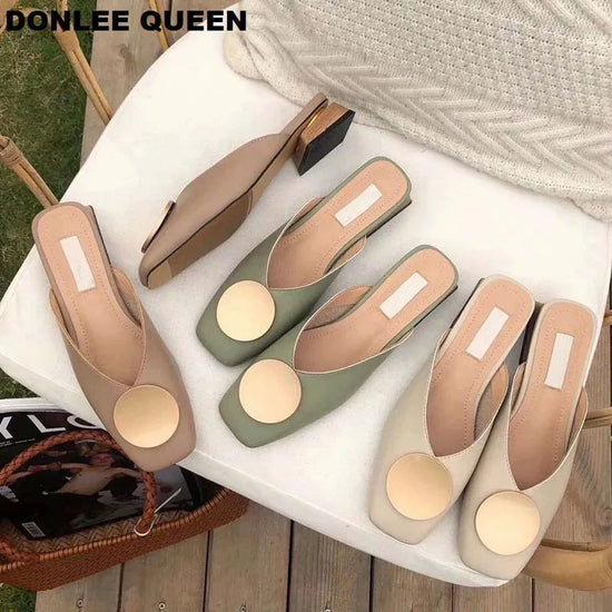 2025 Brand Designer Women Slippers Slip On Mules Flat Heel Casual Shoes British Buckle Slides Wooden Block Heels Summer Footwear